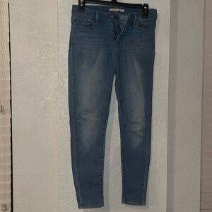 Levi’s 710 SUPER SKINNY Women’s jeans